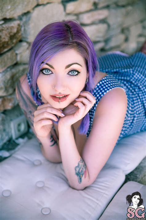 suicide girl|SG 